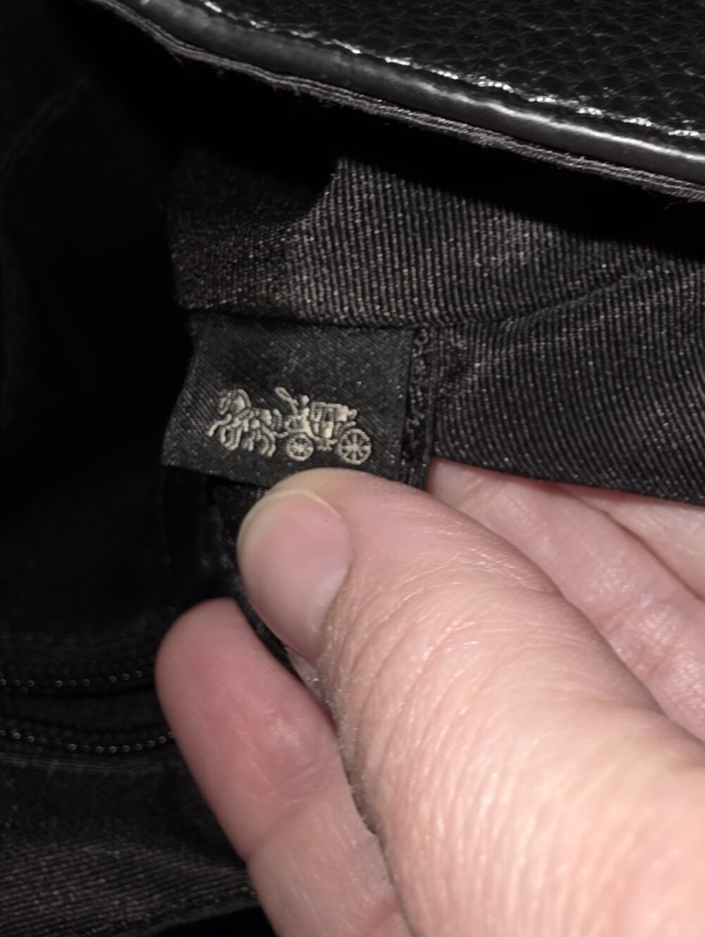 🖤 Coach Warner Backpack CW210 – Black Pebbled Leather | Like New 🖤 - Picture 13 of 15